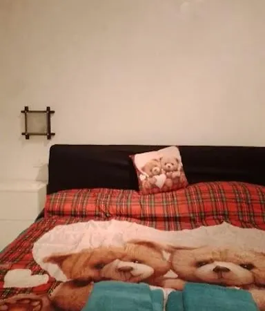 Little Well Connected Breakfast Included Apartment Rome